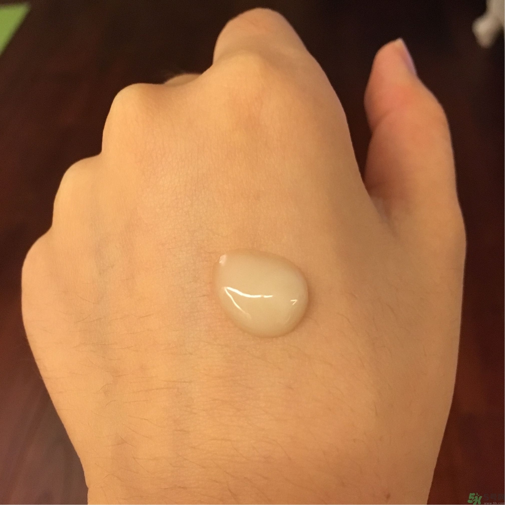 hr赫蓮娜小綠瓶多少錢?hr赫蓮娜小綠瓶專柜價(jià)格 hr赫蓮娜小綠瓶多少錢?hr赫蓮娜小綠瓶專柜價(jià)格