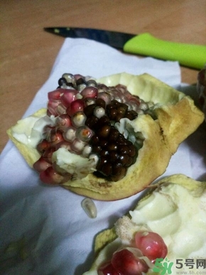 石榴里面發(fā)黑能不能吃？石榴發(fā)黑怎么辦？