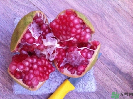 石榴里面發(fā)黑能不能吃？石榴發(fā)黑怎么辦？