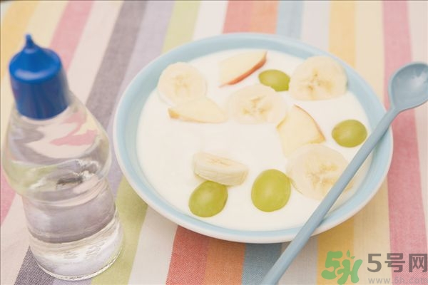 蘋果和酸奶能一起吃嗎？蘋果和酸奶能一起榨汁嗎？