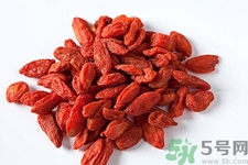 枸杞一天吃多少為宜？枸杞什么時(shí)候吃最好？