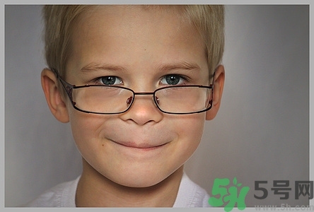 近視會遺傳給孩子嗎?近視遺傳怎么辦 近視會遺傳給孩子嗎?近視遺傳怎么辦