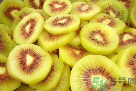 獼猴桃怎么去皮？如何挑選獼猴桃？