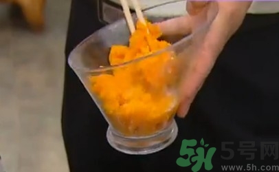 水晶月餅用的什么粉？水晶月餅的做法及配方