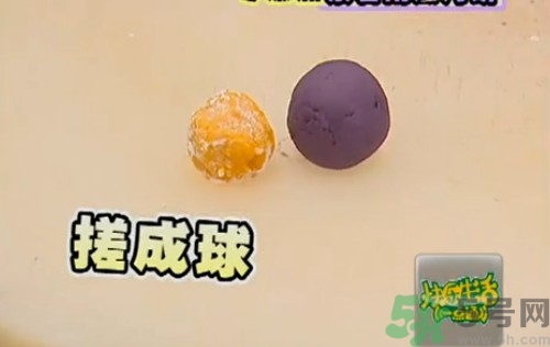 水晶月餅用的什么粉？水晶月餅的做法及配方