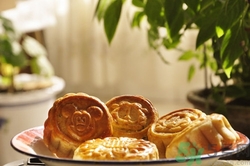 廣式月餅可以用玉米油嗎?做廣式月餅用什么油 廣式月餅可以用玉米油嗎?做廣式月餅用什么油