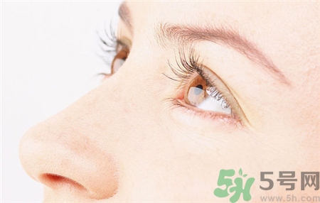 眼皮里長了個疙瘩是怎么回事?眼睛里長了個小白點怎么辦? 眼皮里長了個疙瘩是怎么回事?眼睛里長了個小白點怎么辦?