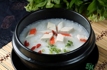 結(jié)腸息肉手術(shù)后吃什么？結(jié)腸息肉手術(shù)后要注意什么？