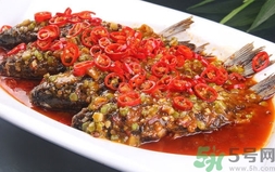 鯽魚可以和土豆一起吃嗎?鯽魚能和土豆同吃嗎? 鯽魚可以和土豆一起吃嗎?鯽魚能和土豆同吃嗎?