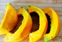 鯽魚可以和南瓜一起吃嗎?鯽魚能和南瓜同吃嗎? 鯽魚可以和南瓜一起吃嗎?鯽魚能和南瓜同吃嗎?