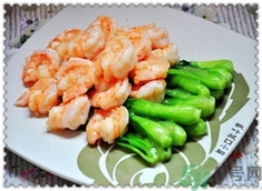油泡蝦仁是哪個(gè)地方的菜?油泡鮮蝦仁做法 油泡蝦仁是哪個(gè)地方的菜?油泡鮮蝦仁做法