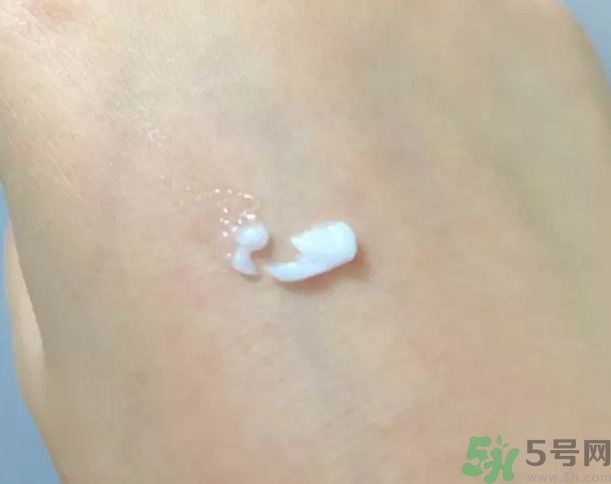 ahc玻尿酸面霜好用嗎?ahc玻尿酸面霜怎么樣? ahc玻尿酸面霜好用嗎?ahc玻尿酸面霜怎么樣?