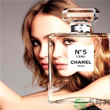 全新香奈兒五號(hào)之水好聞嗎?全新香奈兒五號(hào)之水香評(píng) 全新香奈兒五號(hào)之水好聞嗎?全新香奈兒五號(hào)之水香評(píng)