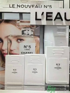 全新香奈兒五號(hào)之水好聞嗎?全新香奈兒五號(hào)之水香評(píng) 全新香奈兒五號(hào)之水好聞嗎?全新香奈兒五號(hào)之水香評(píng)