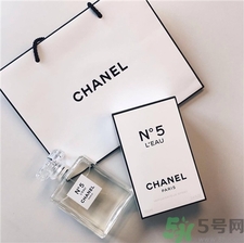 全新香奈兒五號(hào)之水好聞嗎?全新香奈兒五號(hào)之水香評(píng) 全新香奈兒五號(hào)之水好聞嗎?全新香奈兒五號(hào)之水香評(píng)