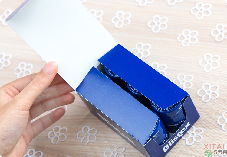 Blistex碧唇小藍(lán)罐好用嗎？怎么用？