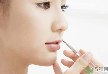 19歲的女生用什么護(hù)膚品比較好？適合19歲用的護(hù)膚品牌推薦