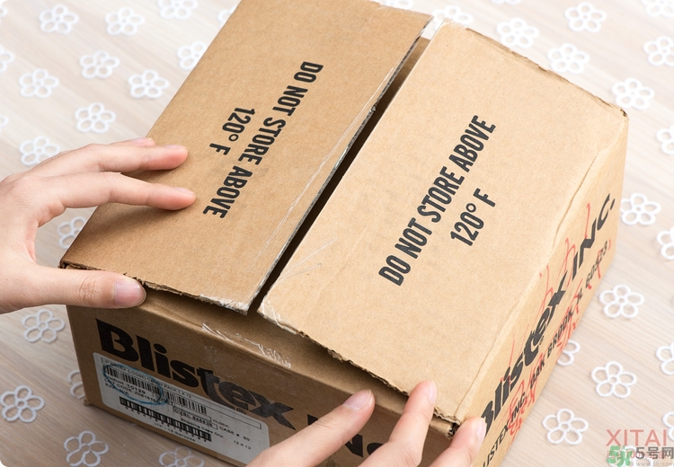 Blistex碧唇小藍(lán)罐好用嗎？怎么用？