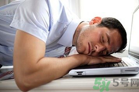 吃完午飯睡覺會(huì)胖嗎？吃完飯就睡覺好嗎？