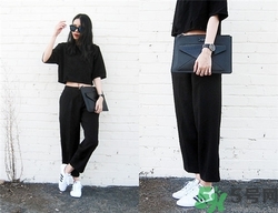 闊腿褲配什么鞋子好看？穿闊腿褲配什么鞋子？