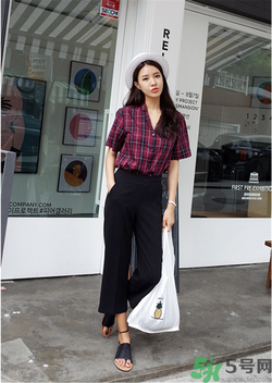 闊腿褲配什么鞋子好看？穿闊腿褲配什么鞋子？