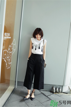 闊腿褲配什么鞋子好看？穿闊腿褲配什么鞋子？