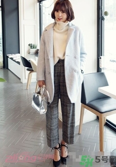 闊腿褲配什么鞋子好看？穿闊腿褲配什么鞋子？