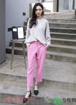 闊腿褲配什么鞋子好看？穿闊腿褲配什么鞋子？