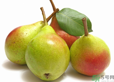 香梨的營養(yǎng)價值 香梨的功效與作用 香梨的營養(yǎng)價值 香梨的功效與作用
