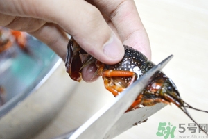 活蝦怎么處理干凈蝦線？活蝦怎么去蝦線？