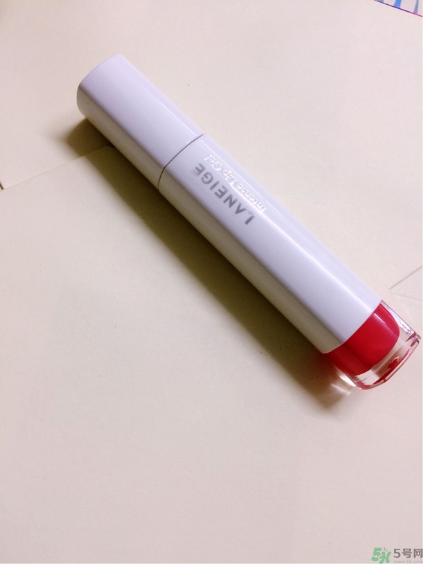 蘭芝漆光溢彩唇部啫喱怎么樣? 蘭芝漆光溢彩唇部啫喱怎么樣?