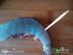 活蝦怎么處理干凈蝦線？活蝦怎么去蝦線？