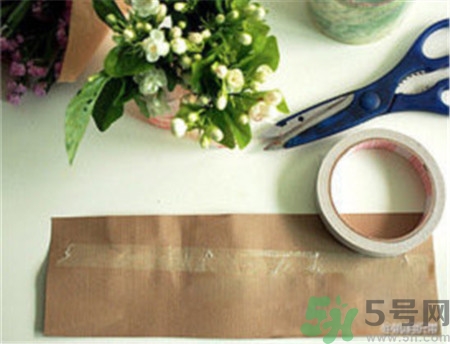 養(yǎng)樂多的瓶子可以做什么?養(yǎng)樂多的瓶子diy 養(yǎng)樂多的瓶子可以做什么?養(yǎng)樂多的瓶子diy