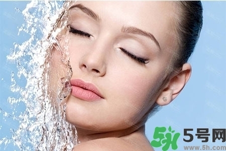 補(bǔ)水面膜怎么選擇？補(bǔ)水的面膜可以天天敷嗎？