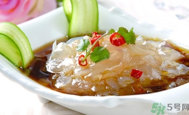 海蜇可以生吃嗎？海蜇可以炒著吃嗎？