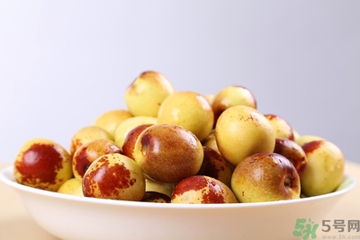 螃蟹和冬棗能一起吃嗎?吃完螃蟹能吃冬棗嗎? 螃蟹和冬棗能一起吃嗎?吃完螃蟹能吃冬棗嗎?