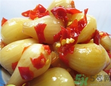 吃藠頭有什么好處?藠頭的功效與作用 吃藠頭有什么好處?藠頭的功效與作用