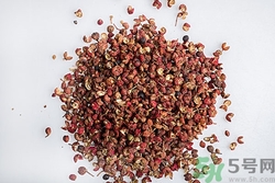 花椒和麻椒一樣嗎?花椒和麻椒的區(qū)別在哪里 花椒和麻椒一樣嗎?花椒和麻椒的區(qū)別在哪里