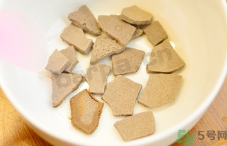 Ghassoul摩洛哥粘土面膜真假怎么辨別? Ghassoul摩洛哥粘土面膜真假怎么辨別?