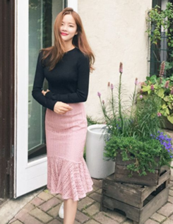 秋季穿裙子怎么搭配？秋季裙子怎么穿好看？