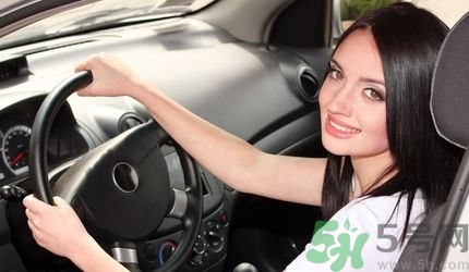 開(kāi)車想睡覺(jué)怎么辦?開(kāi)車打瞌睡怎么提神