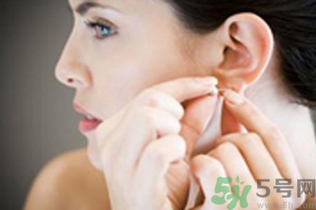 過(guò)敏體質(zhì)能打耳洞嗎？疤痕體質(zhì)可以穿耳洞嗎？