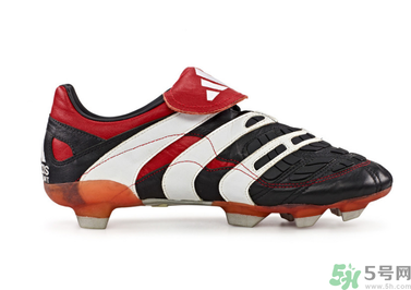 阿迪達(dá)斯怎么辨別真假？阿迪達(dá)斯怎么看真假？