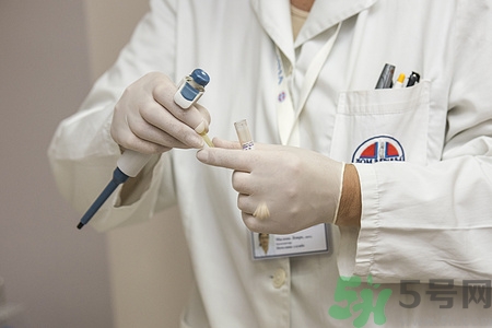 痰里有血絲是這么回事?痰里有血絲怎么辦 痰里有血絲是這么回事?痰里有血絲怎么辦