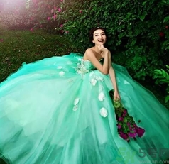 結(jié)婚可以穿綠色衣服嗎？結(jié)婚為什么穿綠鞋子？
