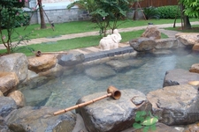 泡溫泉可以經(jīng)常泡嗎？經(jīng)常泡溫泉好嗎？