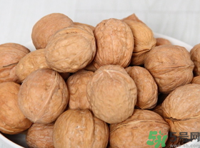 帶殼核桃能放多久？帶殼核桃保質(zhì)期