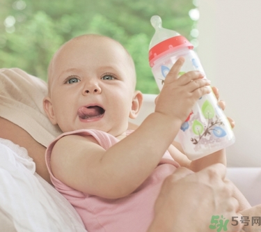 御寶羊奶粉怎么樣?。坑鶎氀蚰谭勰膫€(gè)系列好？