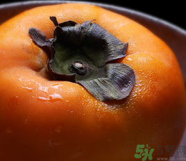 吃柿子會(huì)得結(jié)石嗎？吃柿子會(huì)結(jié)石嗎？