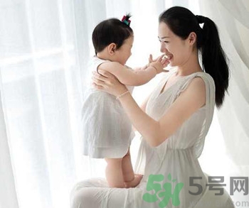 吸乳器怎么用？吸乳器手動好還是電動好？